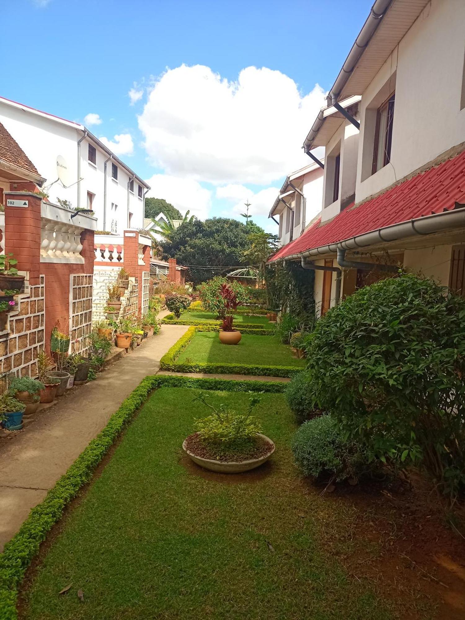 La Residence D'Ankerana Antananarivo Exterior photo